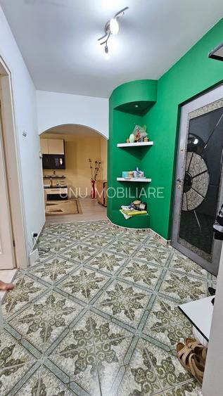 3 camere decomandat 2 bai bloc 1991 zona Lunca Cetatuii - 5
