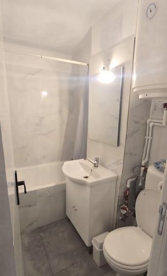 Apartament 3 camere de vânzare – Titan, zona Prevederii
