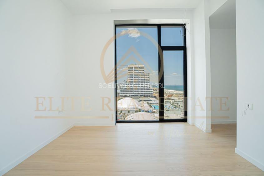 STATIUNEA MAMAIA - Vânzare apartament cu 4 camere, 4 bai cu vedere la mare. - 25