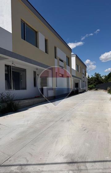 Casă / Vilă design ultramodern, zona centrala,Comision 0%