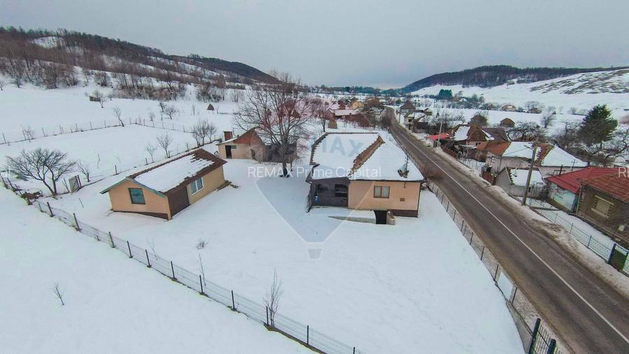Casă cu livadă, 4 camere din cărămidă, de vânzare în zona Bratca-Damiș - 31