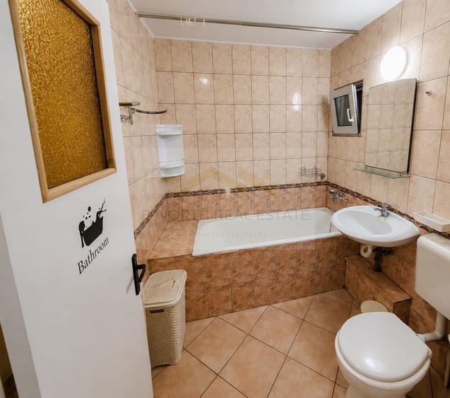 Apartament 3 camere renovat, complet mobilat – Zona Politehnica, Panoramic View