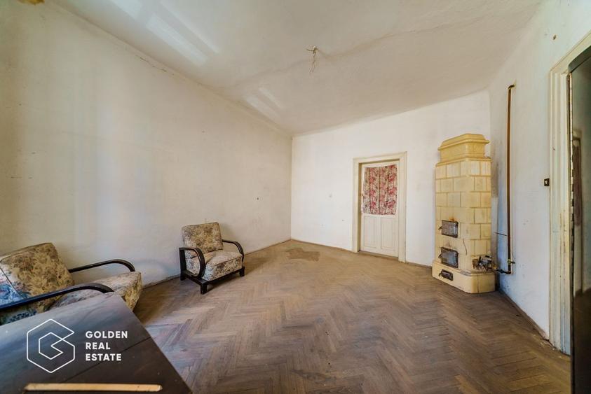 4 Camere la casă, 215mp+261mp teren, str Preparandiei