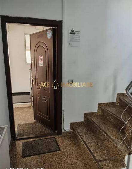 5 Camere de inchiriat | Vitan | Metrou | Spatiu Birouri | Parcare