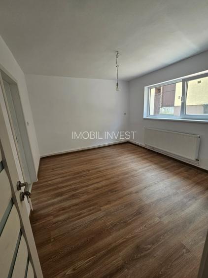 Casă individuală 204 mp utili | 6 dormitoare | Teren 510 mp | Sebeș - 7