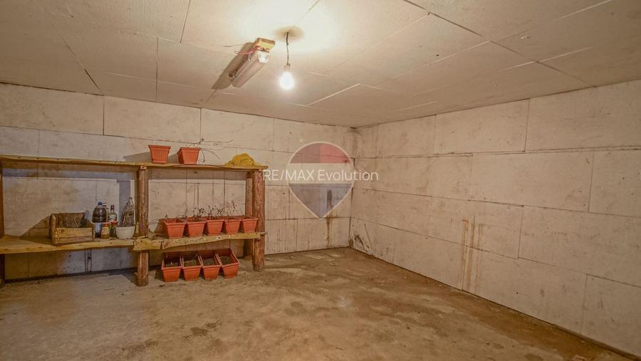 PURCARENI – 2 CASE , MULTIPLE POSIBILITATI | 533 mp | 0% comision
