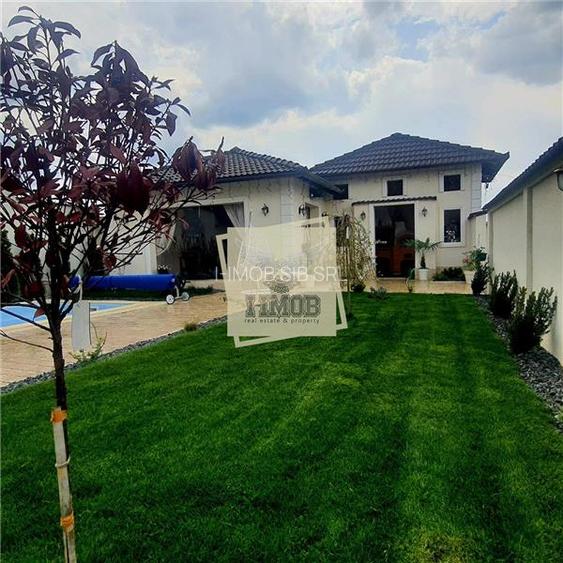 Casa lux 280 mpu 5 camere 5 bai garaj piscina si teren 1200 mp - 13