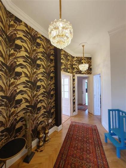 Apartament spatios, reprezentativ, office.