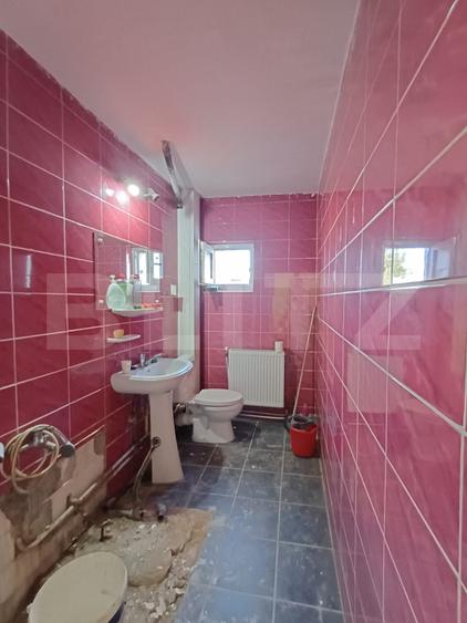 Apartament de vanzare, cu 3 camere, 84 mp, zona Centrala