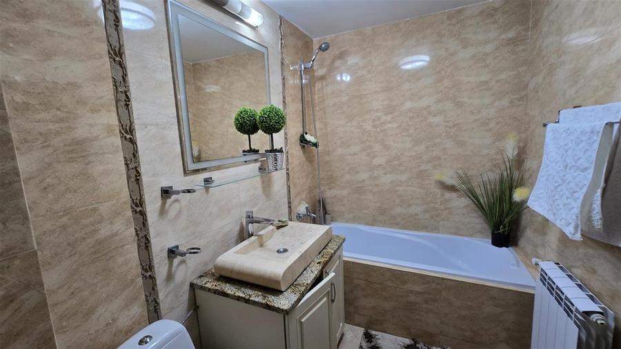 Apartament 3 camere - Suceava! De vanzare! Burdujeni!
