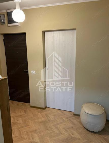 Apartament 2 camere, etaj intermediar, renovat in Piața Libertatii
