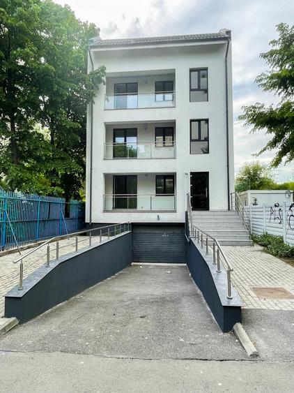 Vanzare garsoniera,etaj 2 in bloc Boutique Zona Mega Mall-Direct Dezvoltator