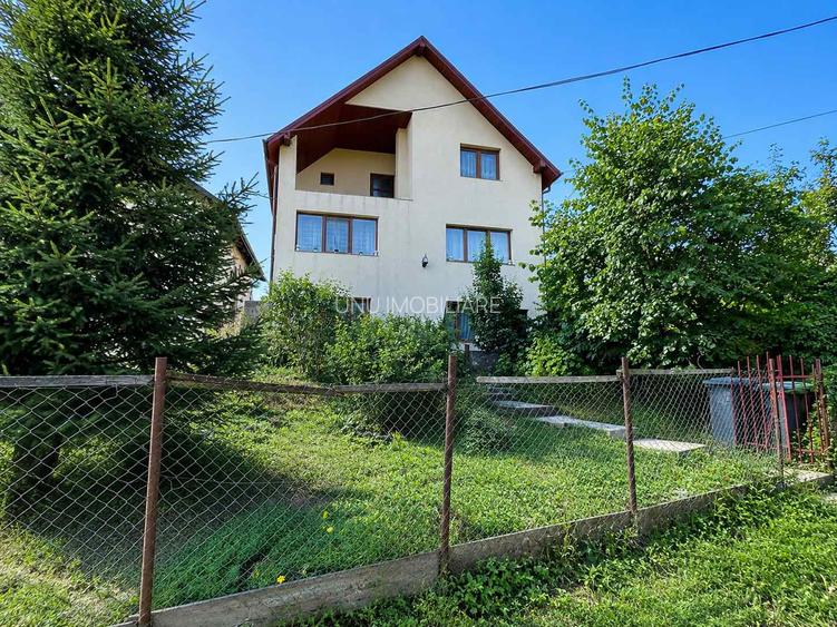 Vila D+P+M 184mp Sprânceana Erbiceni Iași Living + 4 Dormitoare Teren 2.002 mp, 3 Terase, Izolată, Lindab, Ideală pentru Familie