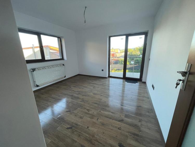 Casă individuală de vânzare, 286mp utili, teren 669mp