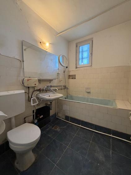 Vanzare apartament 2 camere, in Galati, Tiglina 1, centrala proprie