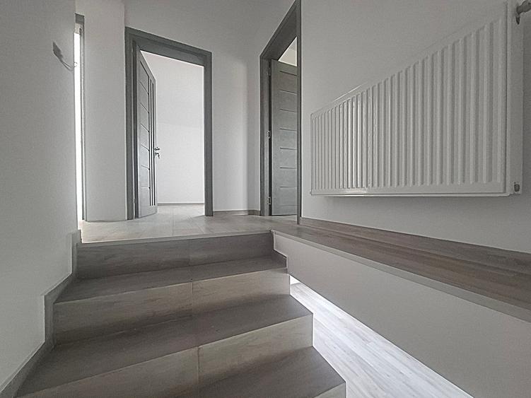 Vand Casa Noua Moderna P+1E, Finisaje Premium, 5 Camere, Curte 400mp