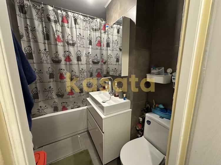 Apartament 3 Camere | Etaj intermediar | Metrou la scară |Raul Doamnei