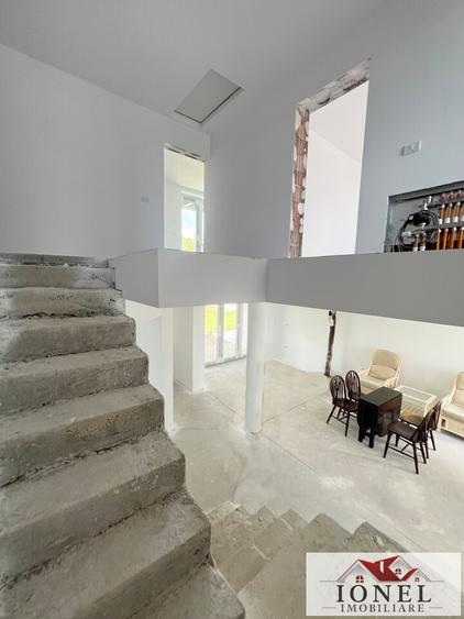 Vanzare casa 1/2 duplex semifinisat in Alba Iulia