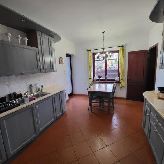 Vila lac snagov in cea mai buna portiune a lacului, ponton, garaj barca, piscina