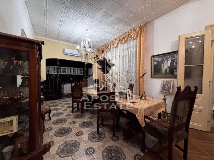 Casa cu 10 camere de inchiriat, zona Centrala, Timisoara