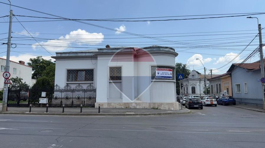 Cladire simbolica de inchiriat -Centrul Istoric Ploiesti