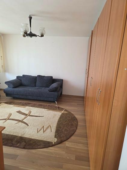 Apartament cu 1 camera de inchiriat