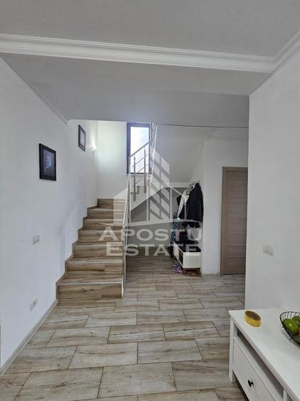 Duplex luminos de vanzare Utvin