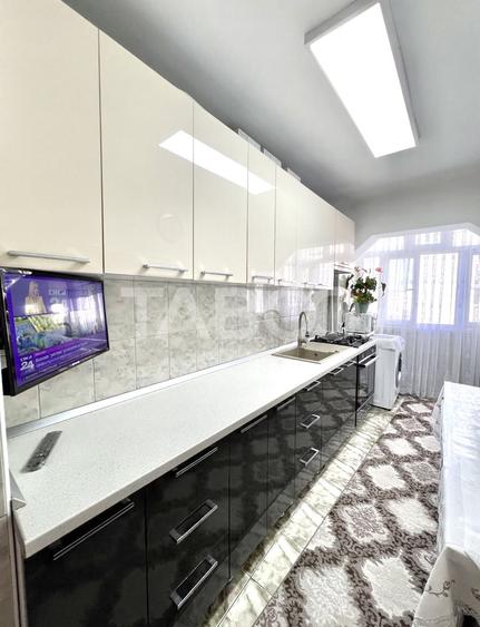 Apartament cu 2 camere in Manastur izolat cu lift si boxa zona BIG