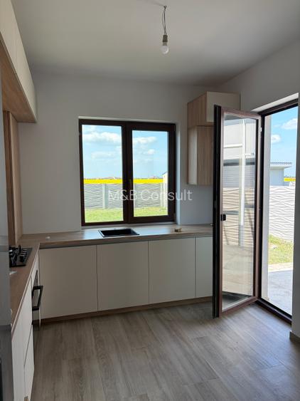 Casa de inchiriat în Mosnita-4 camere- doua bai-prima inchiriere - 12