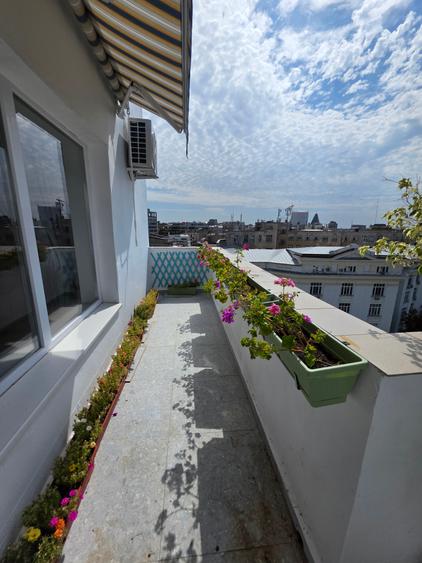 3 camere cu terasa si vedere superba in Cismigiu– str Brezoianu centrala proprie
