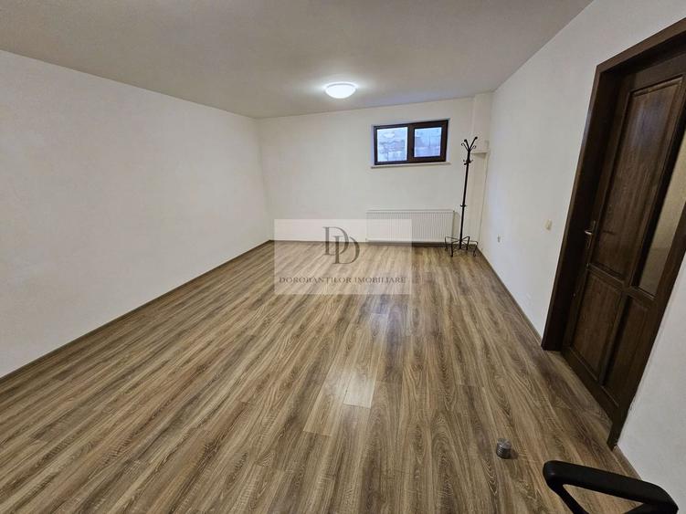 Duplex cu 4 Camere + Demisol | Curte 300 mp | 2 Parcări | Europa