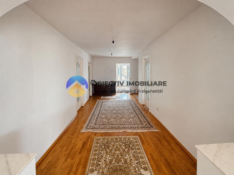 Casa + teren 3.863 mp – Agapia, jud. Neamț