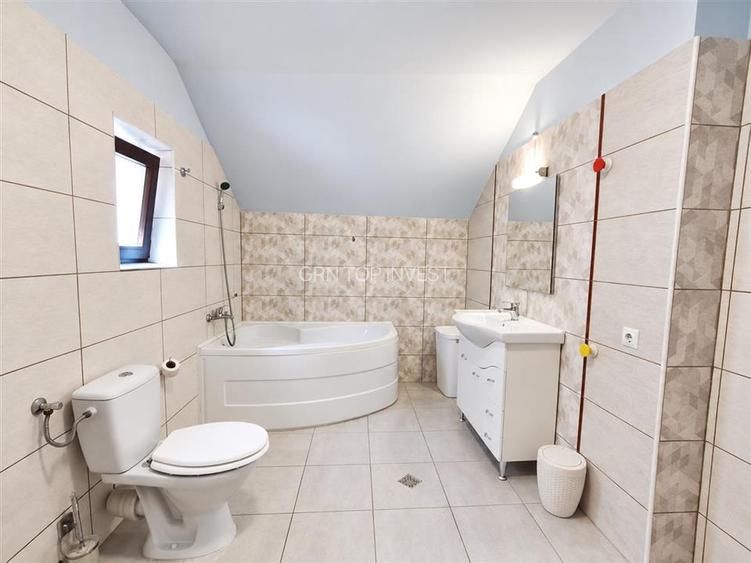 Casa individuala 5 camere 3 bai garaj 500mp teren zona Arhitectilor