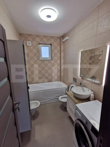 Apartament cu 3 camere, 68 mp, zona Burdujeni