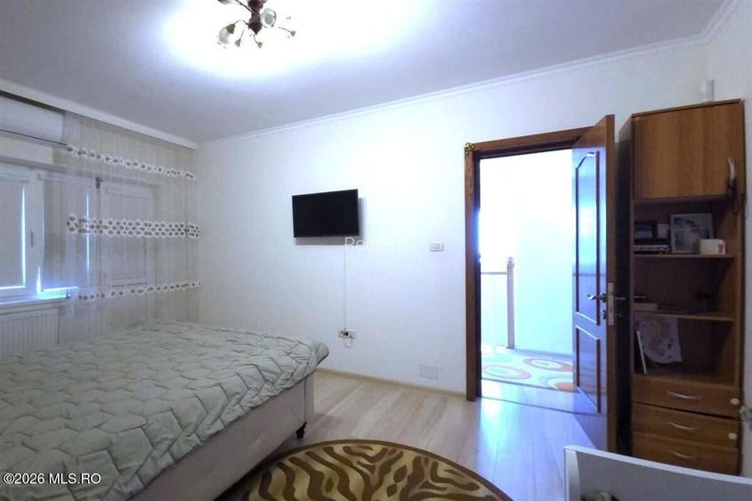 Techirghiol - Centru, casa tip duplex P+M, lot 293 mp si 154 mp utili! - 24