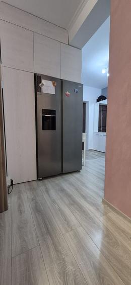 Aproape de ZONE2. La asfalt. Decomandat. Bucatarie inchisa.