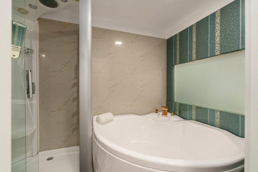 Apartament cu 4 camere de lux in Herăstrău -loc de parcare inclus!