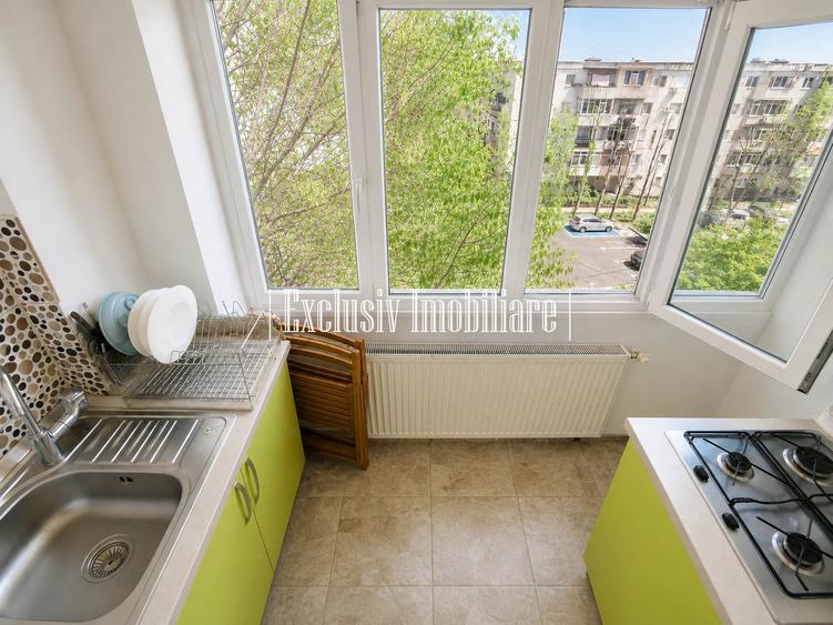 Apartament Decomandat - Mobilat si Utilat - Centrala pe gaz - Loc de Parcare