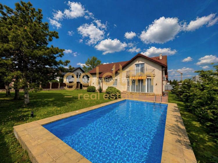 VILA INDIVIDUALA / PISCINA/ GARAJ - 2