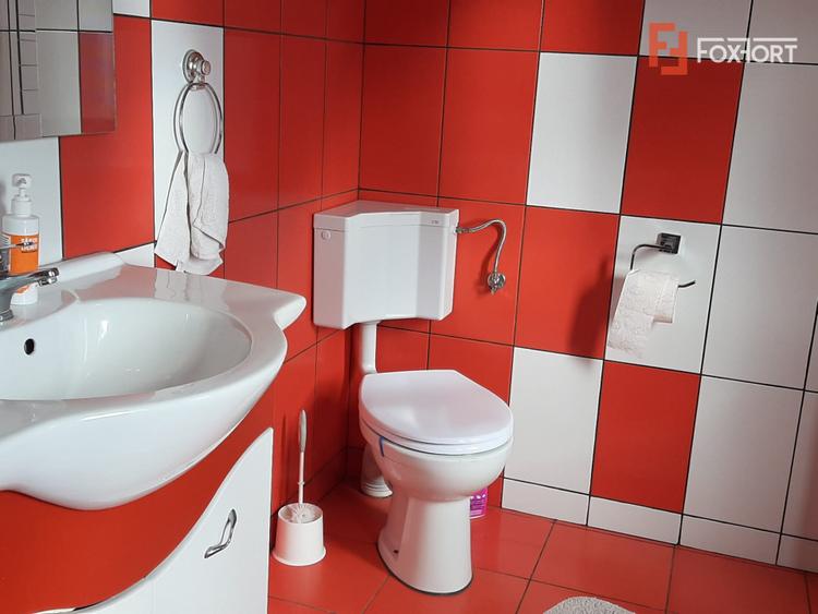 Duplex cu 5 camere de vanzare in localitatea Mosnita Noua