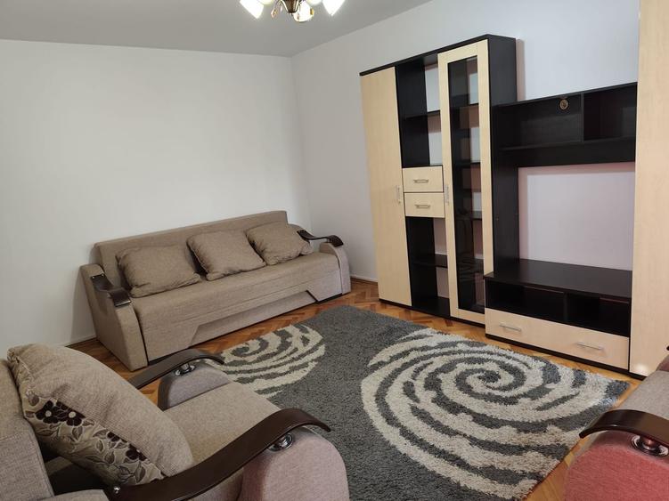 Apartament 2 camere de inchiriat, zona liniștită, utilat Gorjului