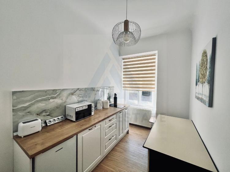 Apartament ultracentral 3 camere 91 mp utili 2 bai Mitropoliei