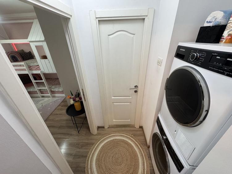 Apartament 2 camere complet renovat | Zona Liceul Traian | Etaj 1