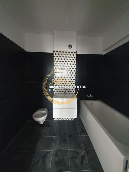 Decomandat Parcare bonus Terasa STB Metrou Parcul Teilor Pallady titan