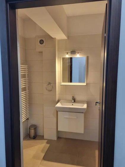 ALZZA REAL ESTATE-- apartament 1 cameră 40mp + 10mp balcon etajul 5 din 6 o