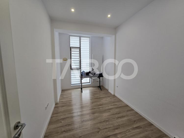 Apartament de vanzare 3 camere etaj intermediar 67 mpu Doamna Stanca