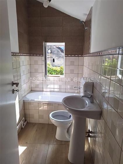 Resedinta/ spatiu profesional de inchiriat, Ghimbav – Central - 23