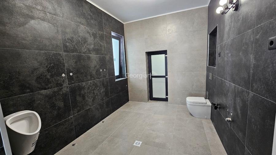 Proprietar , închiriez Spațiu de Birouri , Unirii -Budapesta, stradal , parcare - 10