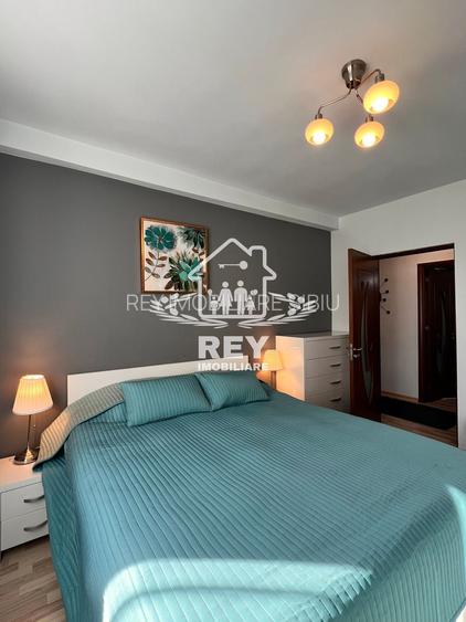 Se vinde apartament 3 camere,etaj 1/Turnișor/Sos. Alba Iulia/Curte Int - 2
