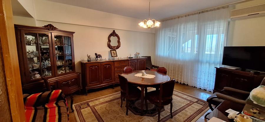 Apartament cu 4 camere de vanzare Pantelimon -MegaMall